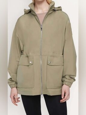 MOOSE KNUCKLES Sainte Rose Jacket in Sage